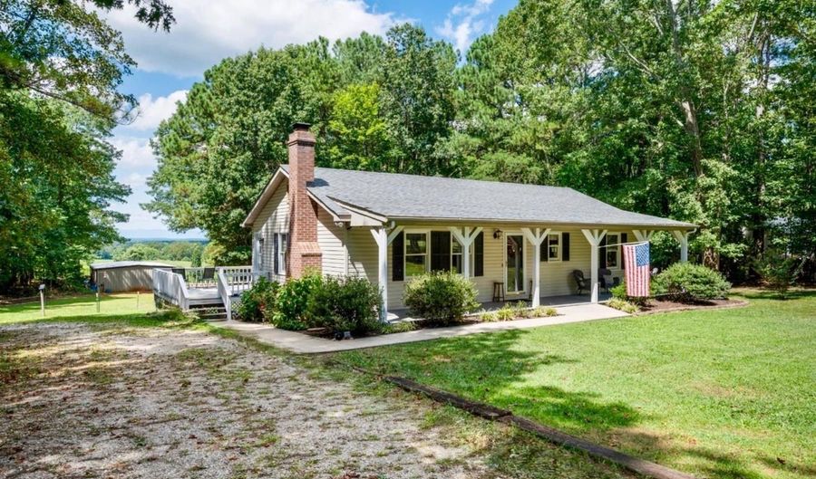 3105 Horseshoe Rd, Appomattox, VA 24522 - 2 Beds, 2 Bath