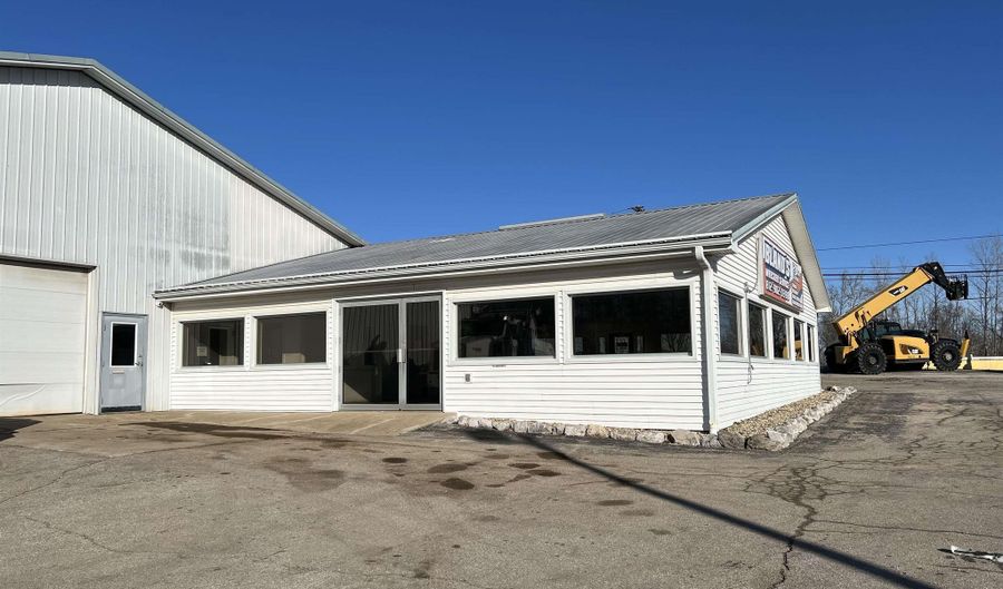 1600 Williams Rd, Bedford, IN 47421 - 0 Beds, 2 Bath