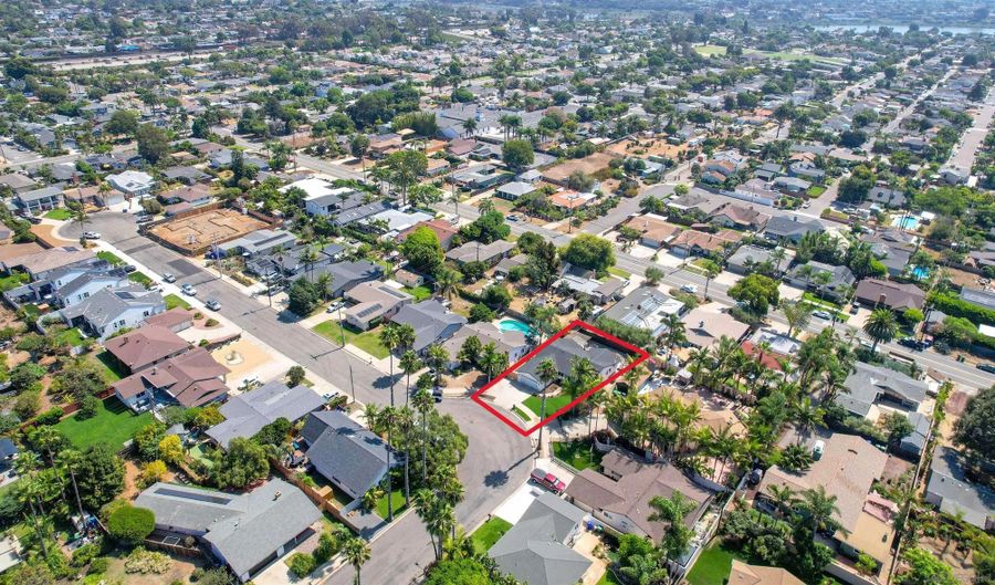 1523 Lucky St, Oceanside, CA 92054 - 4 Beds, 3 Bath
