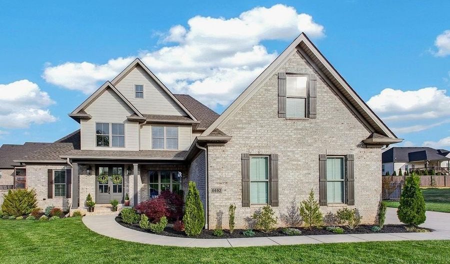 8692 Creekstone Ct, Alvaton, KY 42122 - 5 Beds, 3 Bath