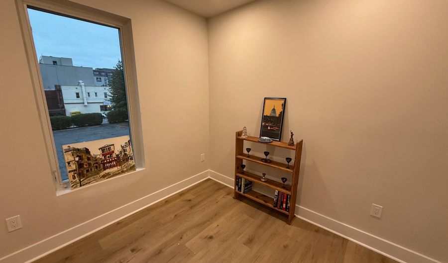1915 BENNING Rd NE 3, Washington, DC 20002 - 1 Beds, 1 Bath
