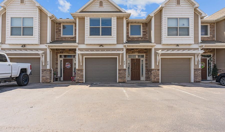 1288 N Cedar Blvd N #23, Cedar City, UT 84721 - 3 Beds, 3 Bath
