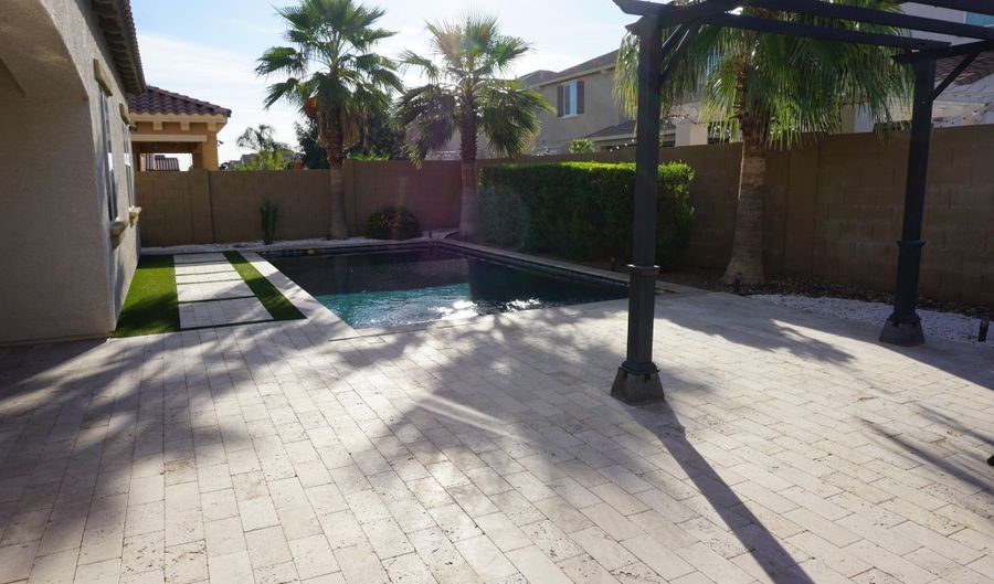 4287 E Yellowstone Pl, Chandler, AZ 85249 - 4 Beds, 5 Bath