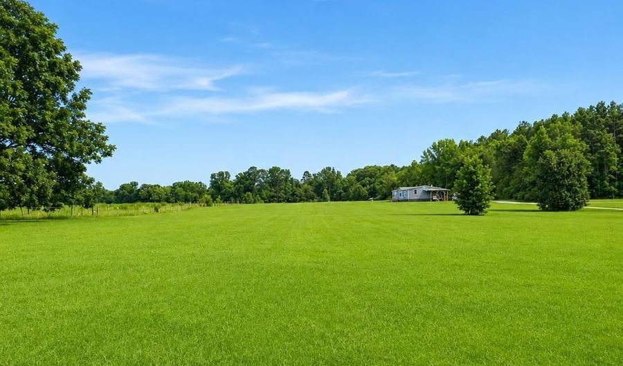 8330 E Elm, Benton, AR 72015 - 4 Beds, 2 Bath