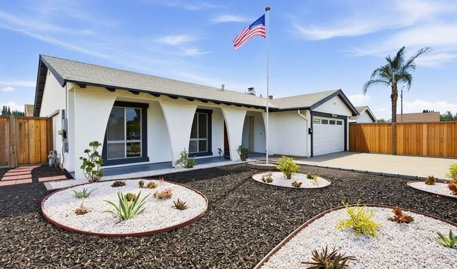 1711 Oak Hill Dr, Escondido, CA 92027 - 4 Beds, 2 Bath