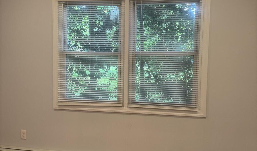 96 East Ave 36, Atlantic Highlands, NJ 07716 - 1 Beds, 1 Bath