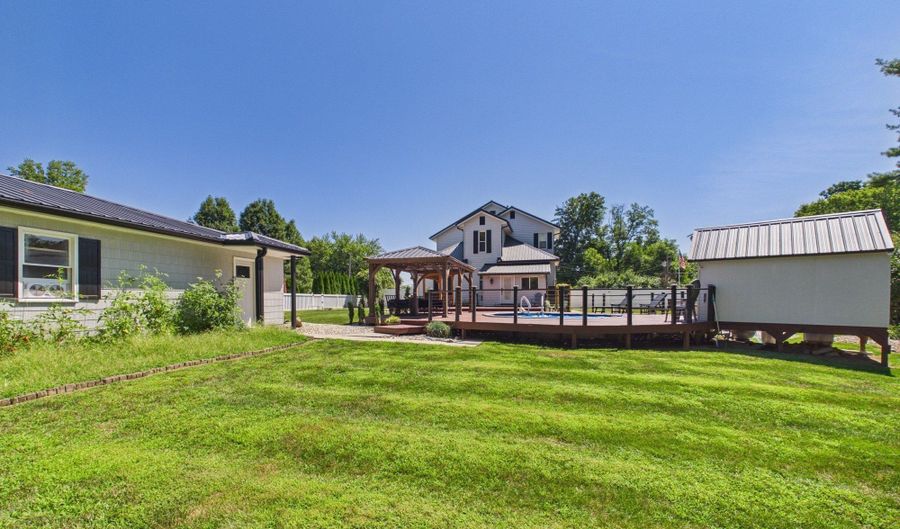 1104 S Harrison St, Alexandria, IN 46001 - 4 Beds, 3 Bath