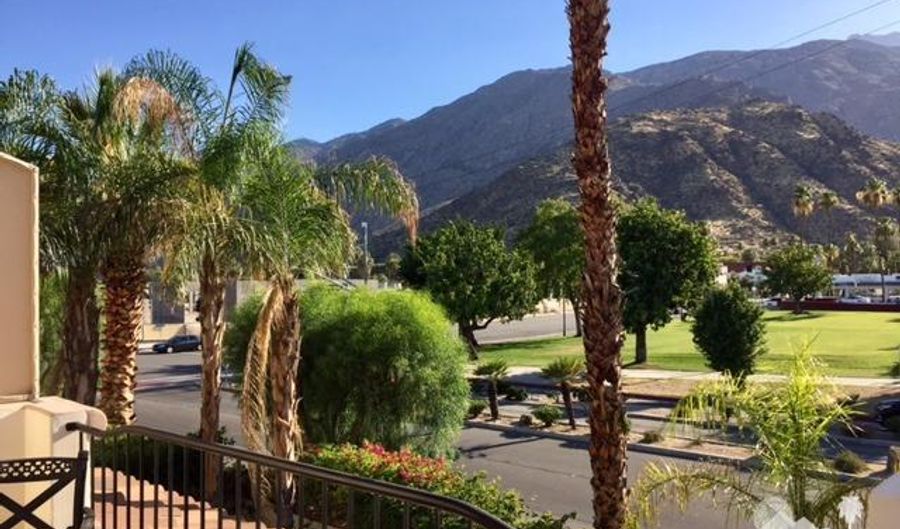552 N Indian Canyon Dr, Palm Springs, CA 92262 - 2 Beds, 3 Bath