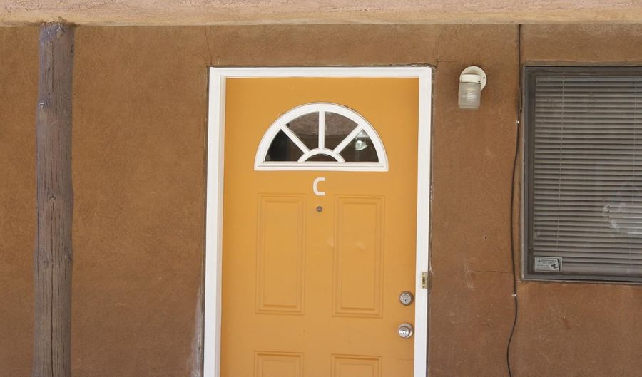 3505 Lafayette Dr NE Apt C, Albuquerque, NM 87107 - 2 Beds, 2 Bath