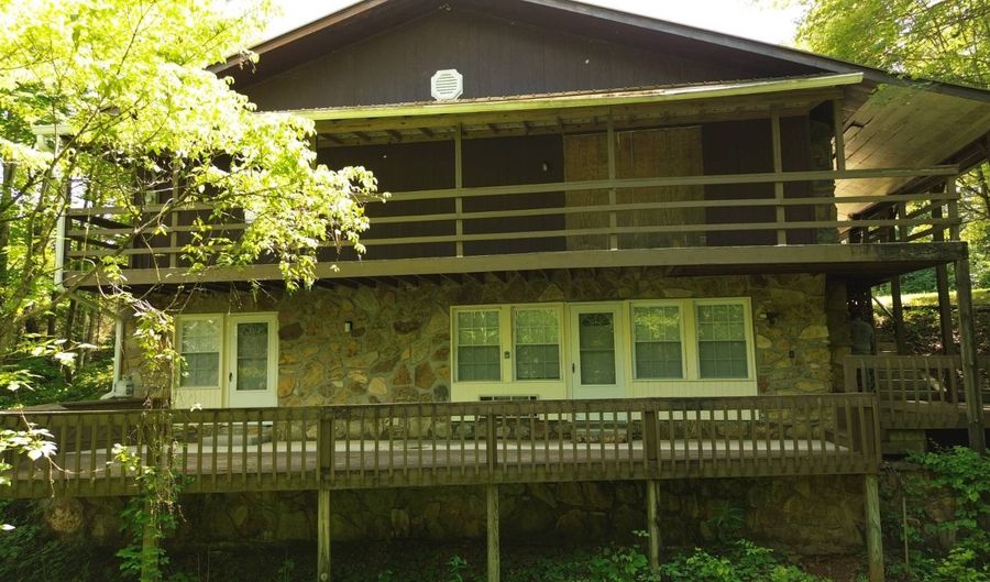 229 E Taxiway Dr, Albany, KY 42602 - 2 Beds, 2 Bath