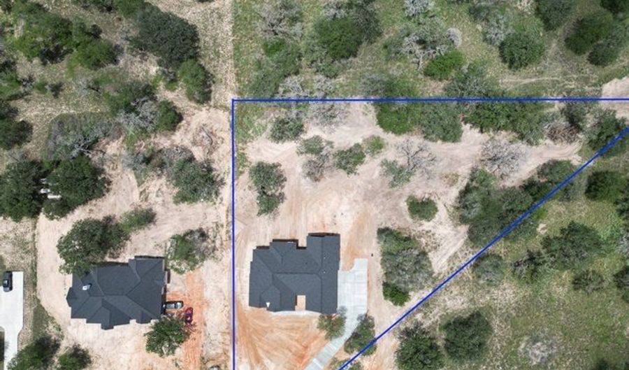117 Pioneer Trl, Adkins, TX 78101 - 5 Beds, 4 Bath