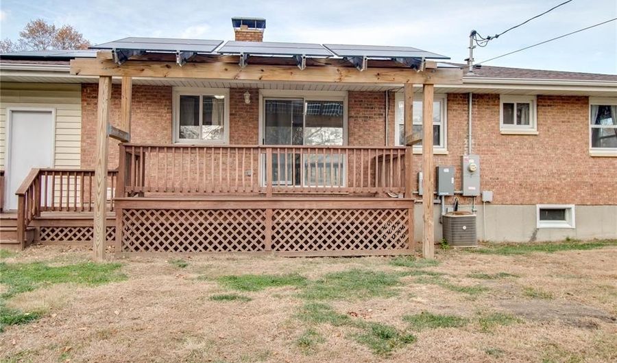 5230 Wick Way Dr, Alton, IL 62002 - 3 Beds, 2 Bath