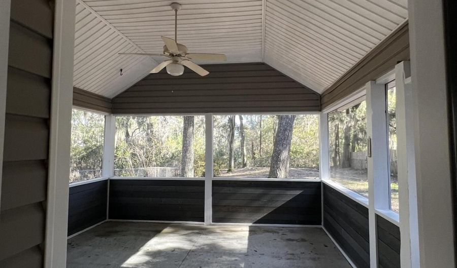 552 Sams Point Rd, Beaufort, SC 29907 - 3 Beds, 2 Bath