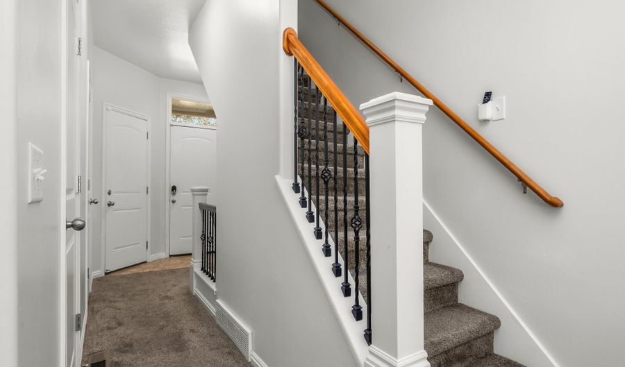 642 E 60 S, American Fork, UT 84003 - 4 Beds, 4 Bath