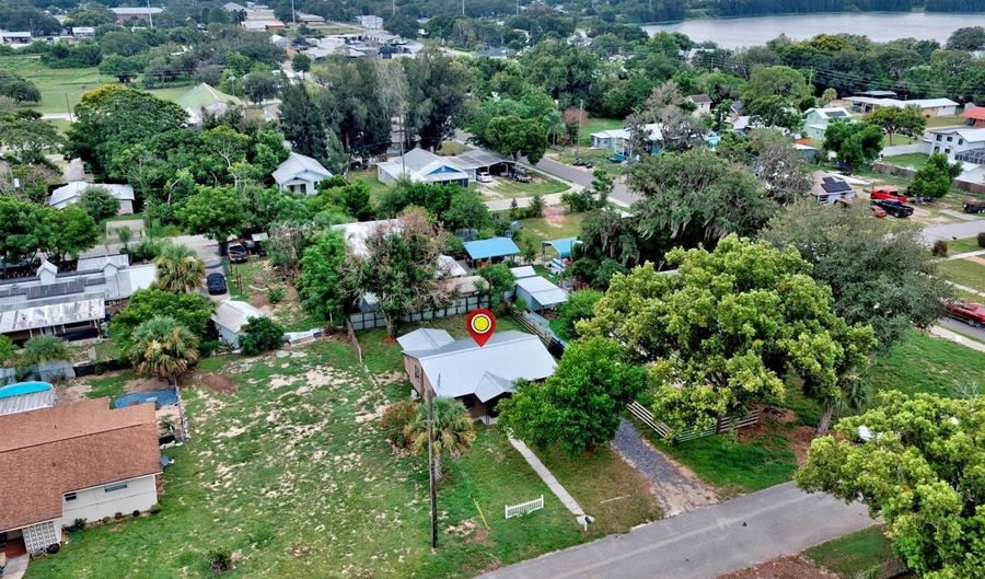 131 WIGGINS Ave, Avon Park, FL 33825 - 2 Beds, 1 Bath