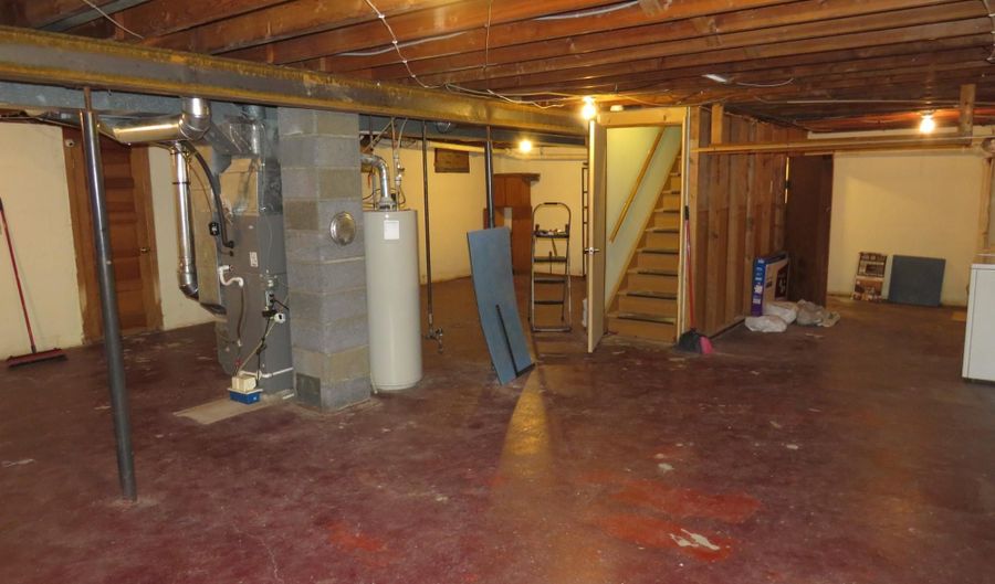 2000 5TH Ave, Antigo, WI 54409 - 3 Beds, 1 Bath