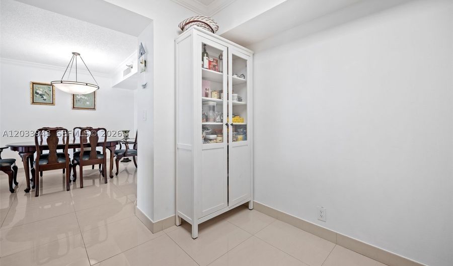 19101 NE 36th Ct 504, Aventura, FL 33180 - 2 Beds, 2 Bath