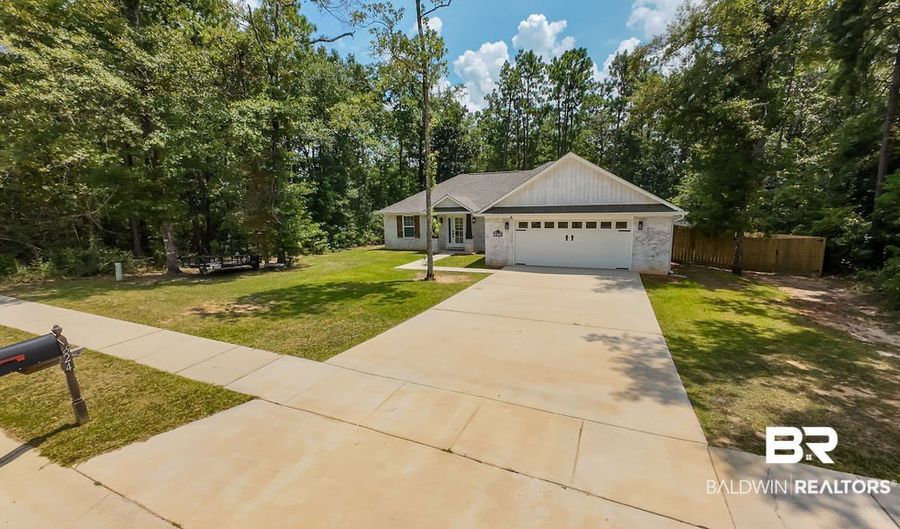 1824 Mary Jane Dr, Bay Minette, AL 36507 - 3 Beds, 2 Bath