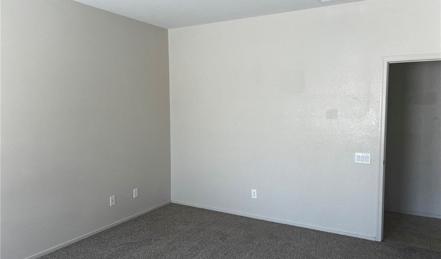 2747 LOCHLEVEN Way, Henderson, NV 89044 - 3 Beds, 2 Bath