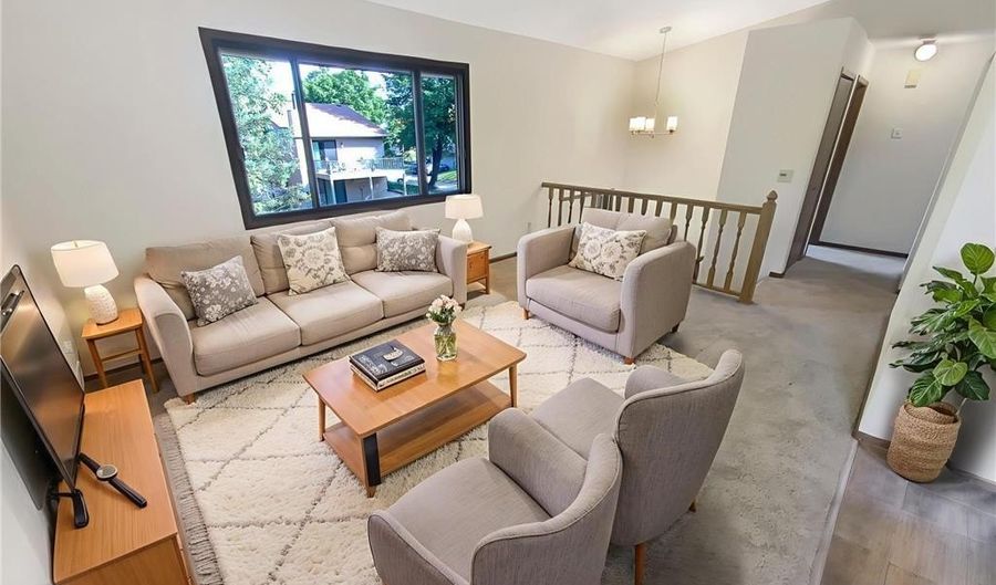 5167 148th St W, Apple Valley, MN 55124 - 2 Beds, 2 Bath