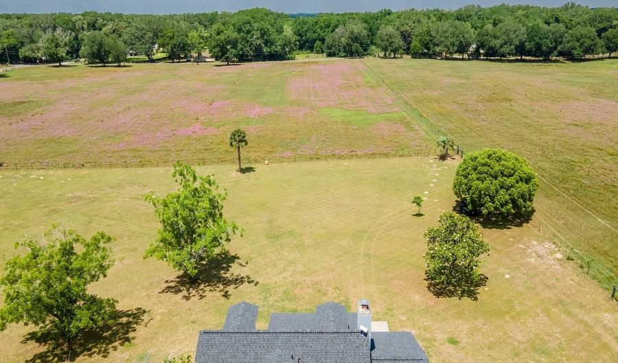 4381 NE 105TH Pl, Anthony, FL 32617 - 3 Beds, 3 Bath