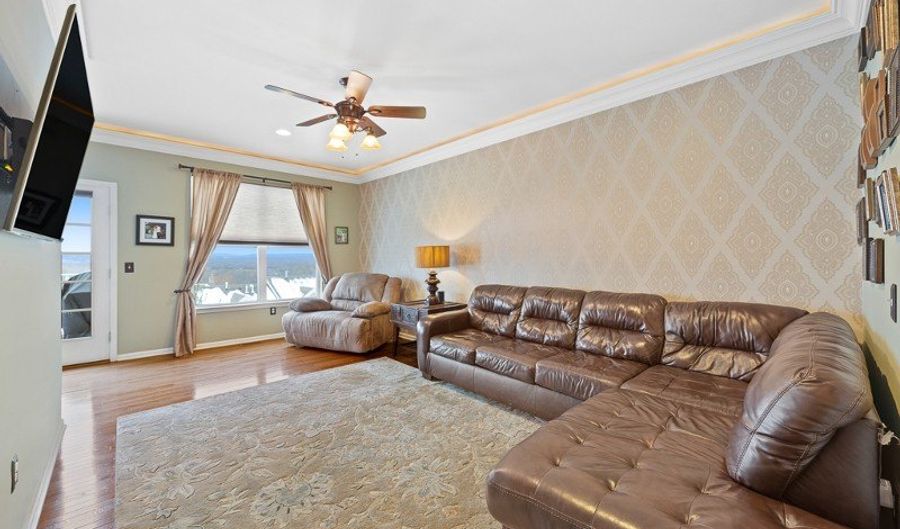 21 Junegrass Way, Allamuchy Twp., NJ 07840 - 3 Beds, 3 Bath