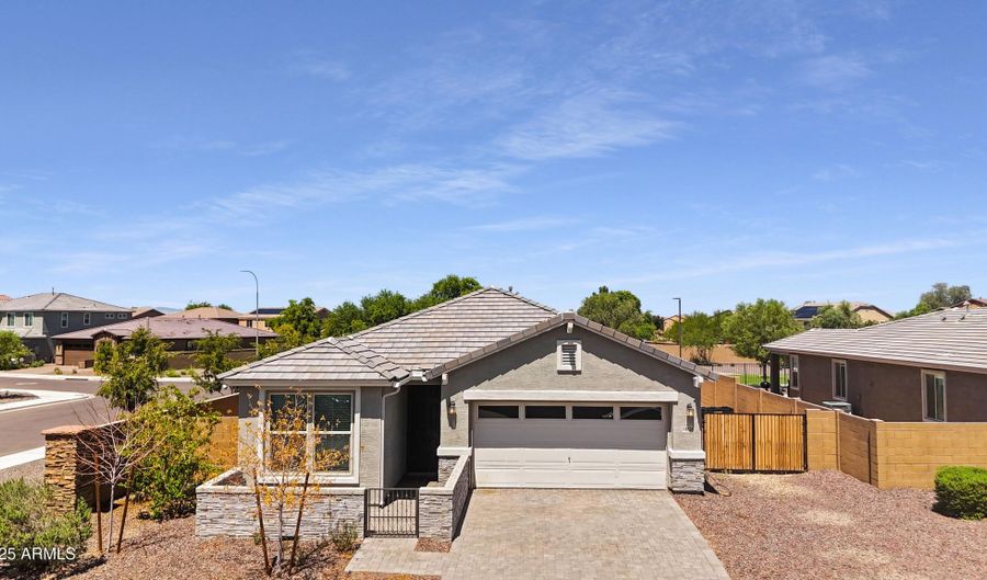 10838 W BUCHANAN St, Avondale, AZ 85323 - 3 Beds, 3 Bath