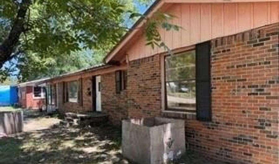 200 Morris Dr, Sulphur Springs, TX 75482 - 4 Beds, 2 Bath
