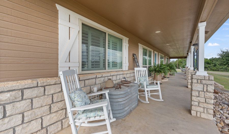 4515 E Renfro St, Alvarado, TX 76009 - 4 Beds, 3 Bath