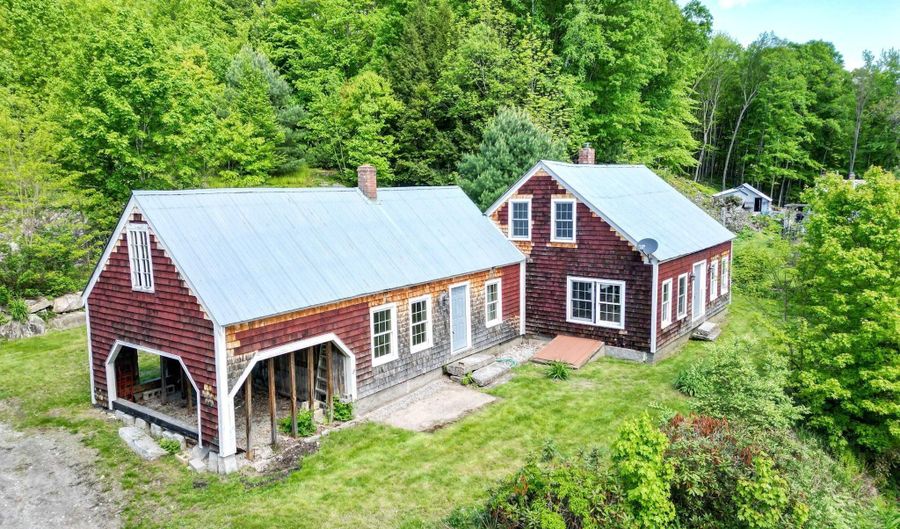 2 Hill Rd, Chatham, NH 03813 - 2 Beds, 2 Bath