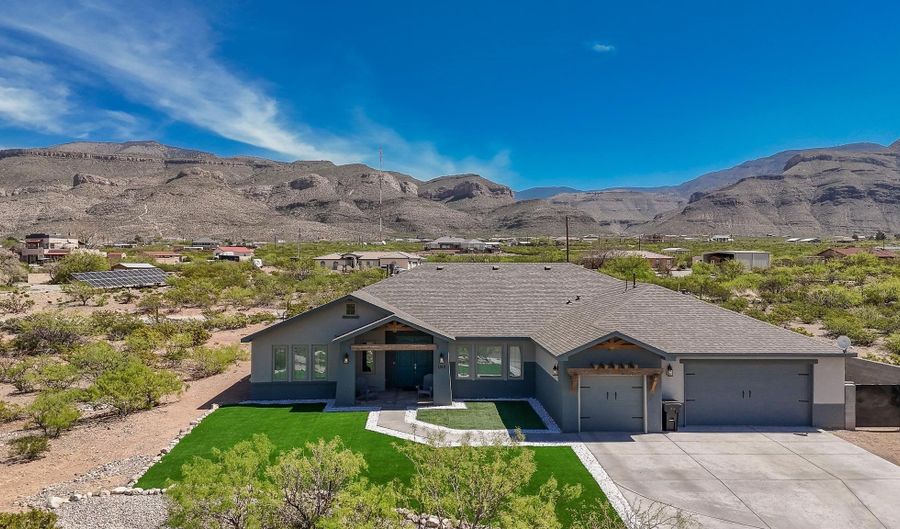 1515 Las Lomas Ct, Alamogordo, NM 88310 - 5 Beds, 4 Bath
