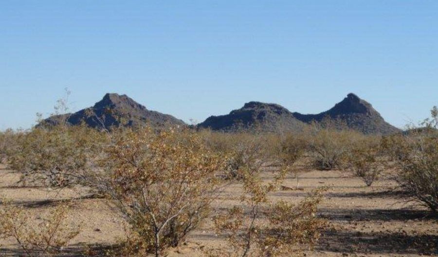 W Trezler Road, Congress, AZ 85332 - 0 Beds, 0 Bath
