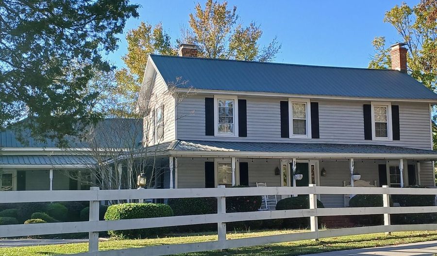 1920 Kelly Rd, Apex, NC 27502 - 4 Beds, 3 Bath