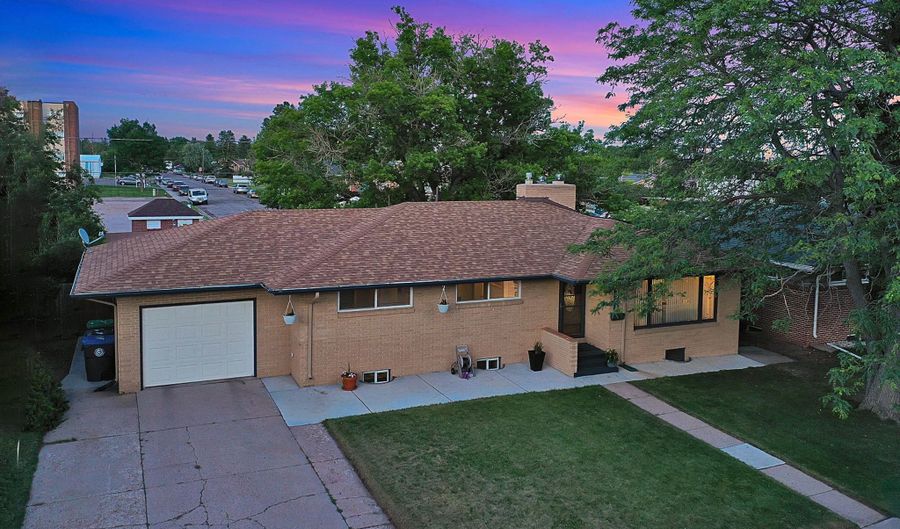 5501 FREDERICK Dr, Cheyenne, WY 82009 - 5 Beds, 3 Bath