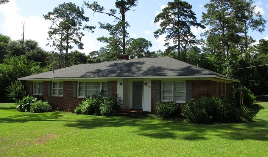 307 Patton Dr, Americus, GA 31719 - 2 Beds, 2 Bath
