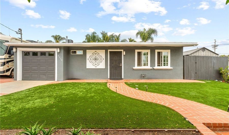 4228 Lewis St, Oceanside, CA 92056 - 3 Beds, 2 Bath