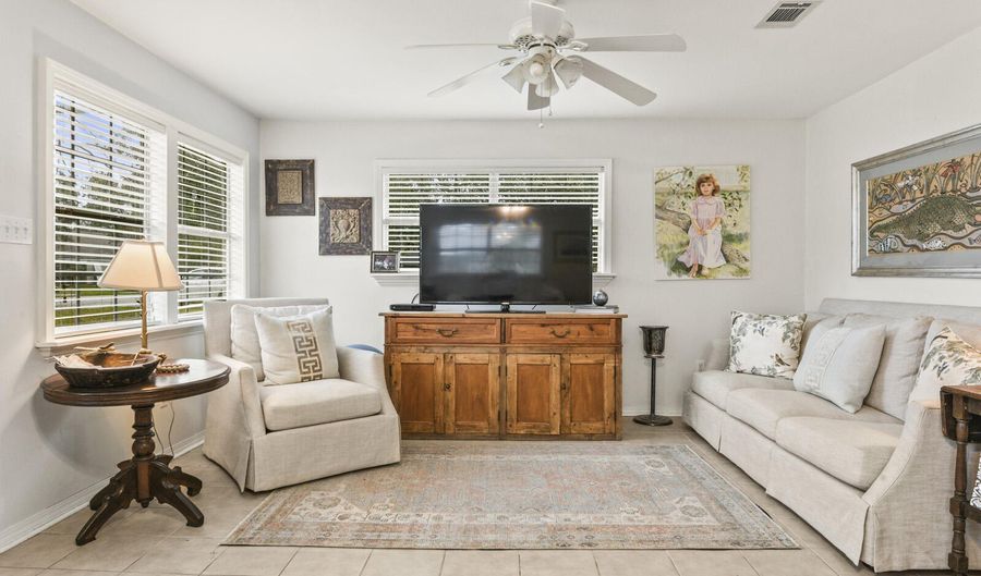 400 Ulman Ave, Bay St. Louis, MS 39520 - 3 Beds, 2 Bath