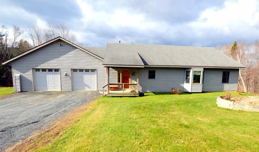 1040 Straight Rd, Mt. Holly, VT 05730 - 3 Beds, 2 Bath