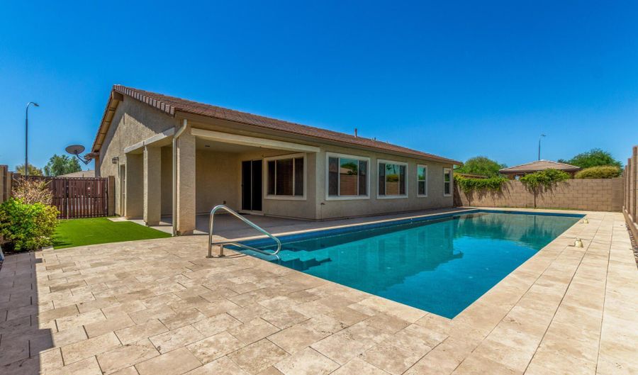10630 W PINCHOT Ave, Avondale, AZ 85392 - 3 Beds, 2 Bath