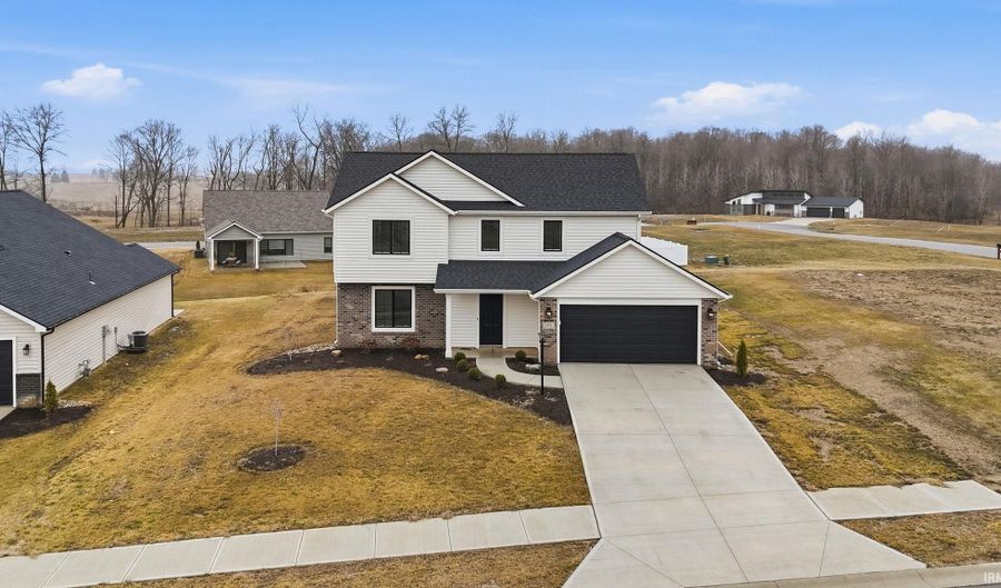 115 Sunset Dr, Avilla, IN 46710 - 4 Beds, 3 Bath
