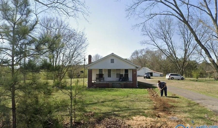 4470 Susan Moore Rd, Altoona, AL 35952 - 2 Beds, 1 Bath