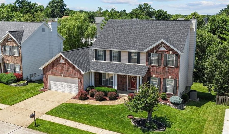 403 Arbor Glen Dr, Ballwin, MO 63021 - 4 Beds, 3 Bath
