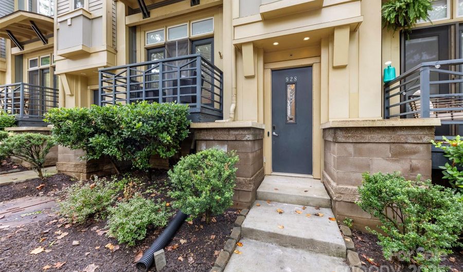 928 Garden District Dr, Charlotte, NC 28202 - 2 Beds, 2 Bath
