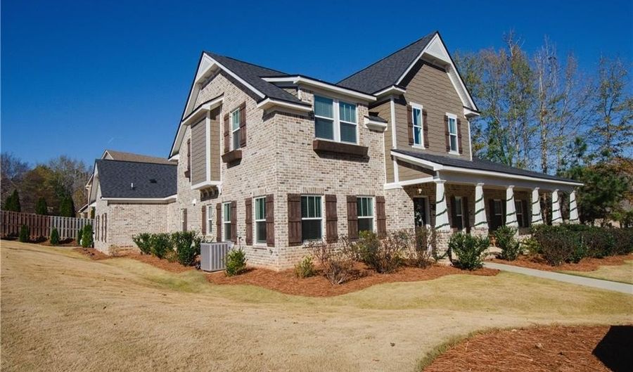 2291 WATERCREST Dr, Auburn, AL 36830 - 4 Beds, 4 Bath