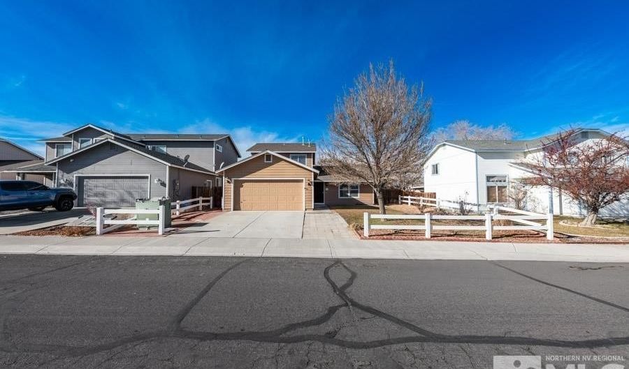 107 Double Eagle Dr, Fernley, NV 89408 - 4 Beds, 2 Bath