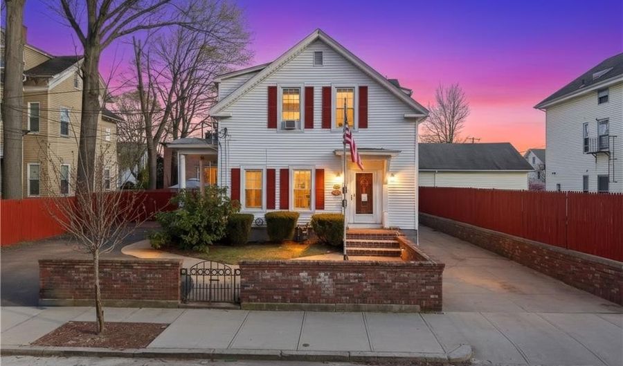 112 Clay St, Central Falls, RI 02863 - 5 Beds, 3 Bath