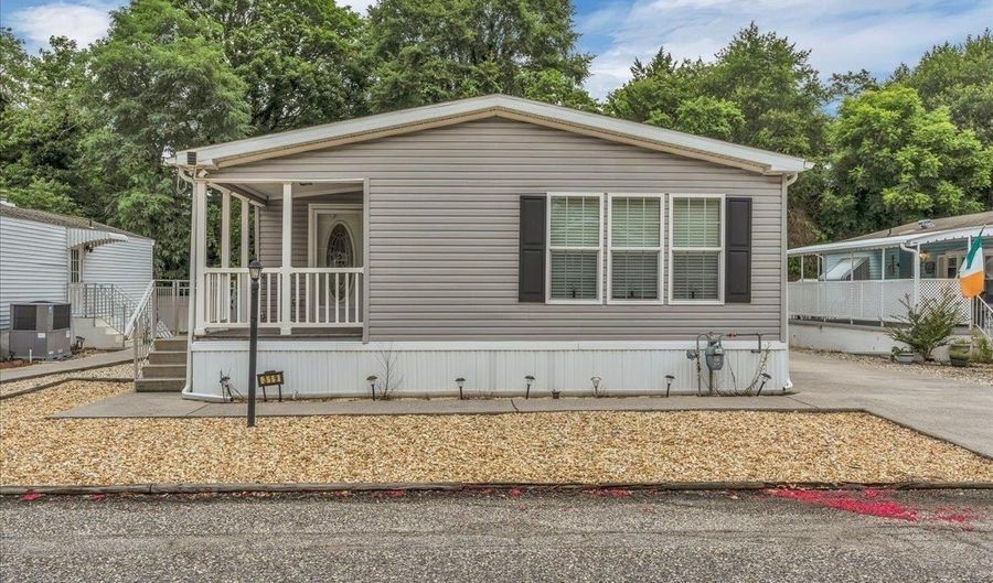1402 Route 9 S, Cape May Court House, NJ 08210 - 3 Beds, 2 Bath