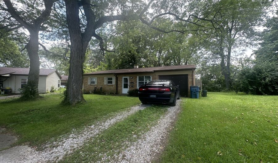 7840 Roseway Ct, Indianapolis, IN 46226 - 3 Beds, 1 Bath