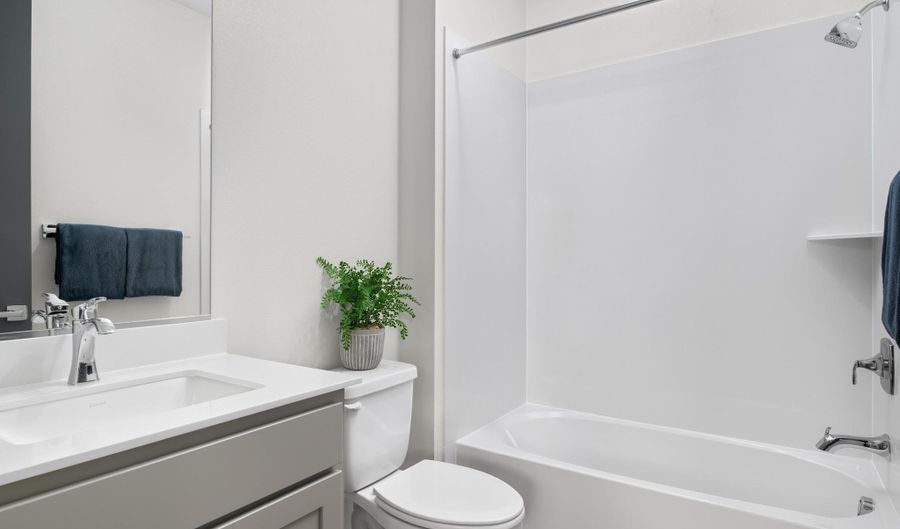 2021 Stanford St, Alameda, CA 94501 - 2 Beds, 2 Bath