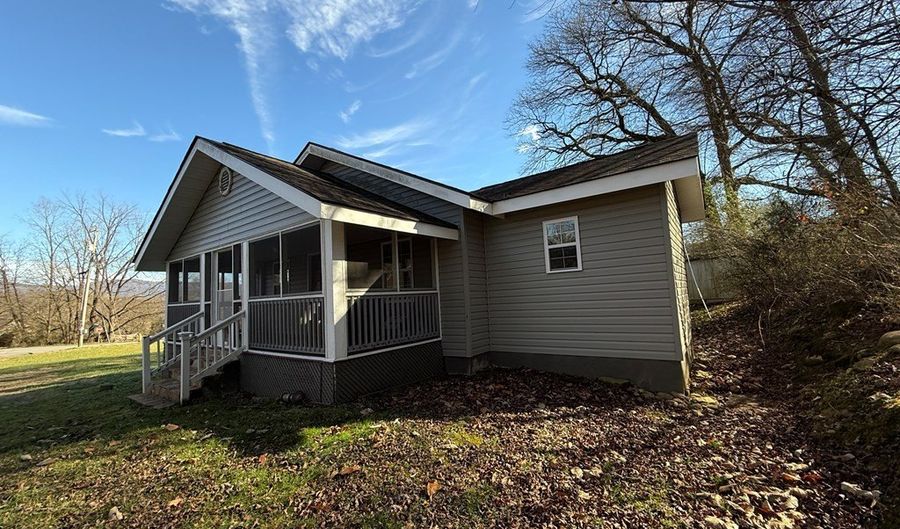 4357 Fariview Rd, Andrews, NC 28901 - 2 Beds, 2 Bath